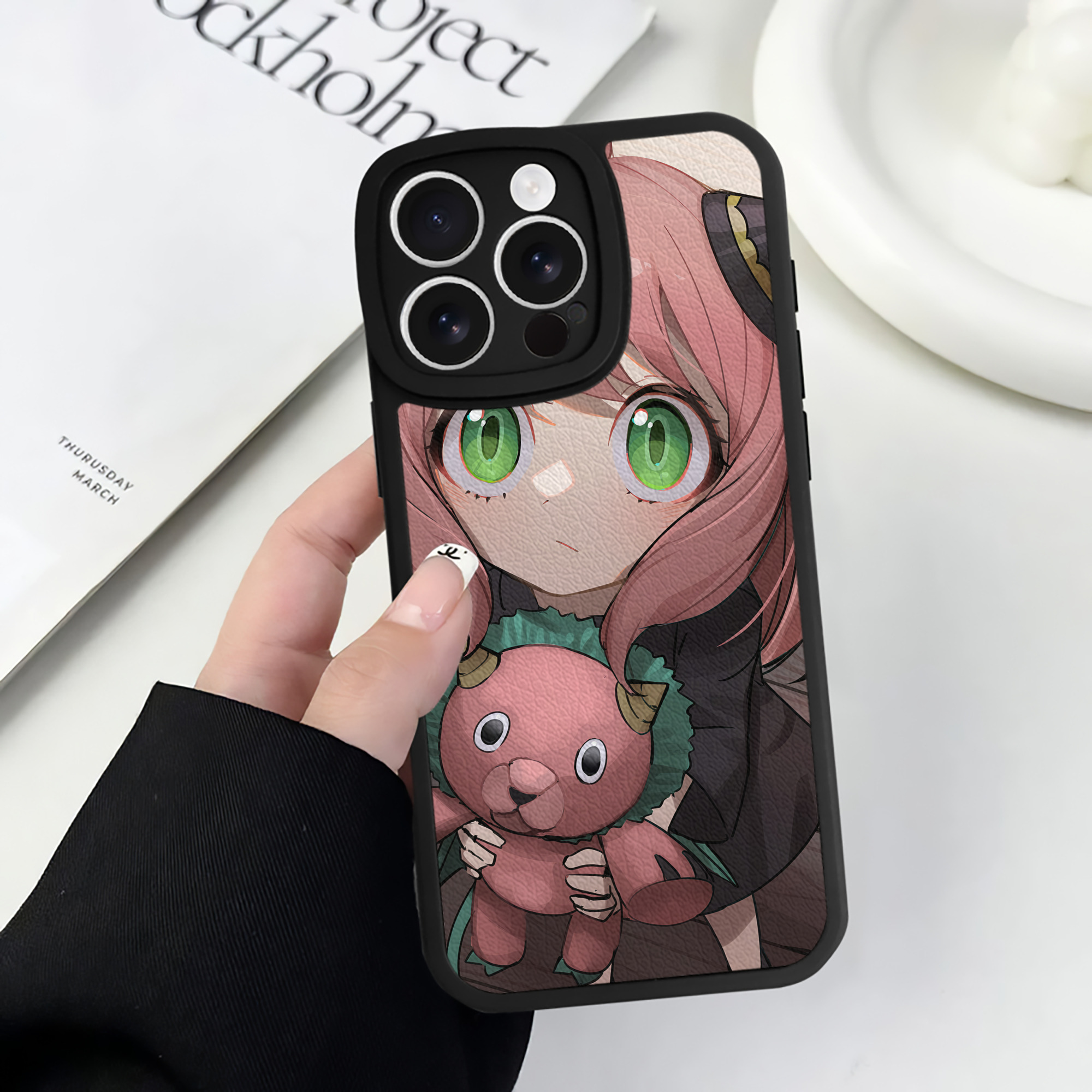 （画像用） SPY×FAMILY间谍家家酒 【iPhone 16シリーズ対応】シリコンスマホケース（レザー調） 材質：シリコン
